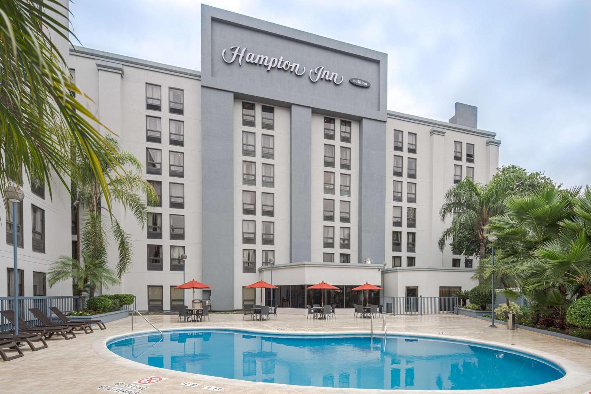 Hampton By Hilton Galerias Obispado Hotel