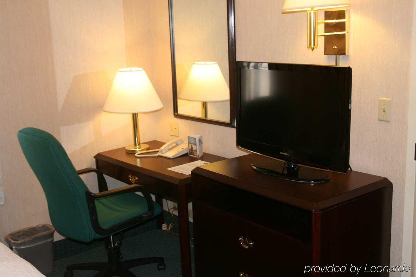 Hampton By Hilton Galerias Obispado Hotel Monterrey
