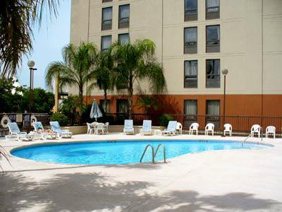 Hampton By Hilton Galerias Obispado Hotel