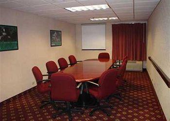 Hampton By Hilton Galerias Obispado Hotel 4*