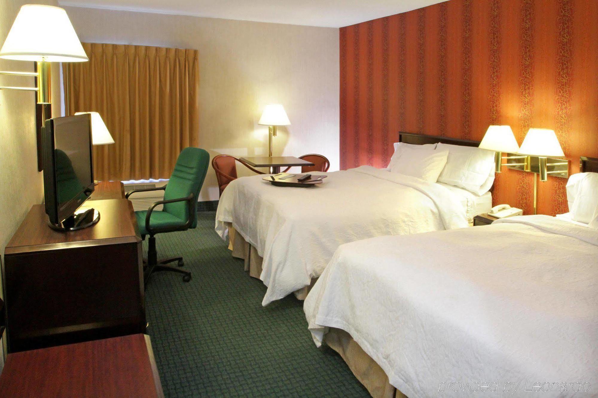 Hampton By Hilton Galerias Obispado Hotel 4*